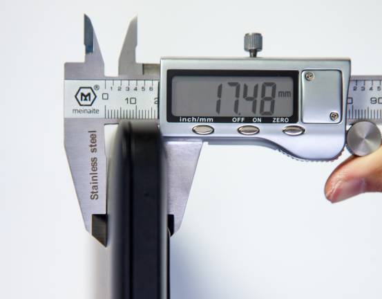 雷蛇灵刃152021缺点,雷蛇灵刃17pro2017版测评