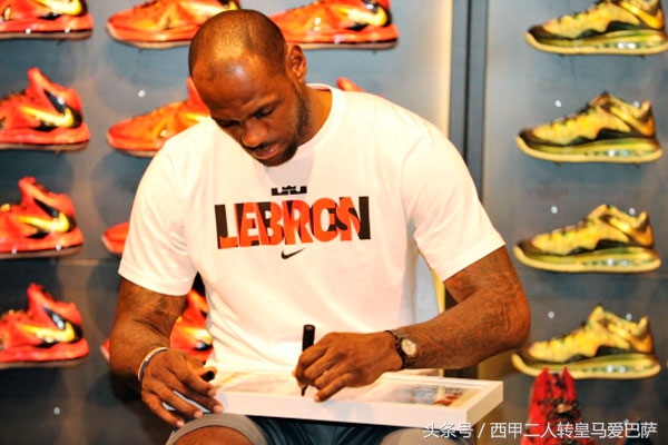 足球是第一大体育运动,高尔夫奖金高还是网球奖金高