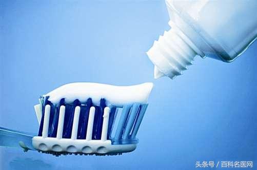 长期刷牙牙变白的牙膏,这3种牙膏不但刷不干净还致癌