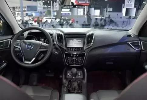 传祺gs4对比名爵锐腾,cs75和名爵锐腾哪个好