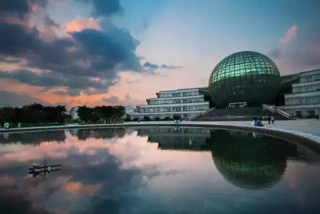 金陵十三校齐贺新春，请您查收一份来自南大的新春祝福