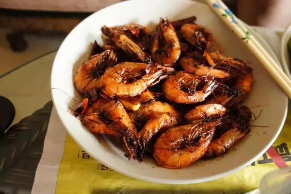 虾和海参哪个营养价值高,虾和鲍鱼哪个营养价值高