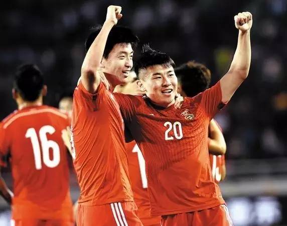 中超最伟大的引援,足球史上最伟大的五次转会