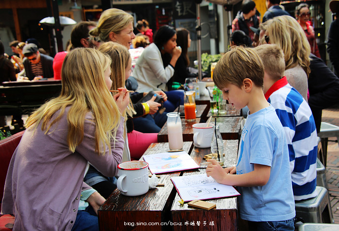 上海田子坊有什么有特点的店,田子坊在上海什么位置