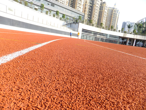 深圳宝安24小时足球场,深圳宝安体育场草皮