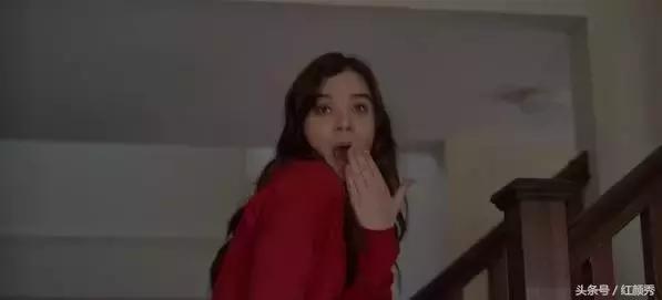 崔雪莉黑裙红唇,崔雪莉粉色蕾丝长裙