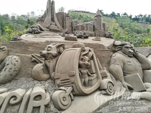 酒城乐园三岁了，这次它将给我们带来花艺沙雕展！