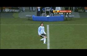 足坛史上十大令人震惊瞬间,盘点足坛五个无法复制的瞬间