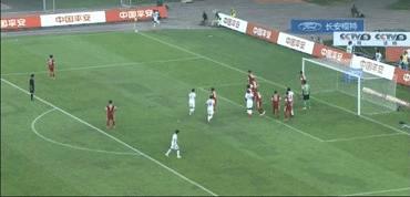 足坛史上十大令人震惊瞬间,盘点足坛五个无法复制的瞬间