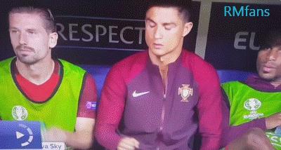 足坛史上十大令人震惊瞬间,盘点足坛五个无法复制的瞬间