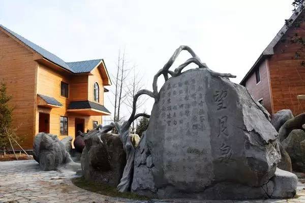 温泉泡一泡放松身心结束旅行,龙湾温泉国庆节