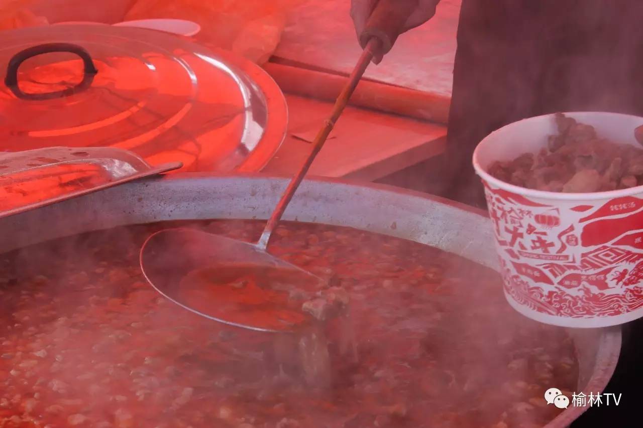 网络媒体走转改｜绥德小吃名远扬郭家沟里品个够