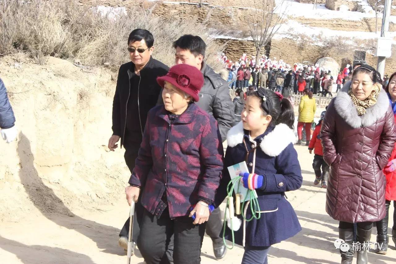 网络媒体走转改｜绥德小吃名远扬郭家沟里品个够