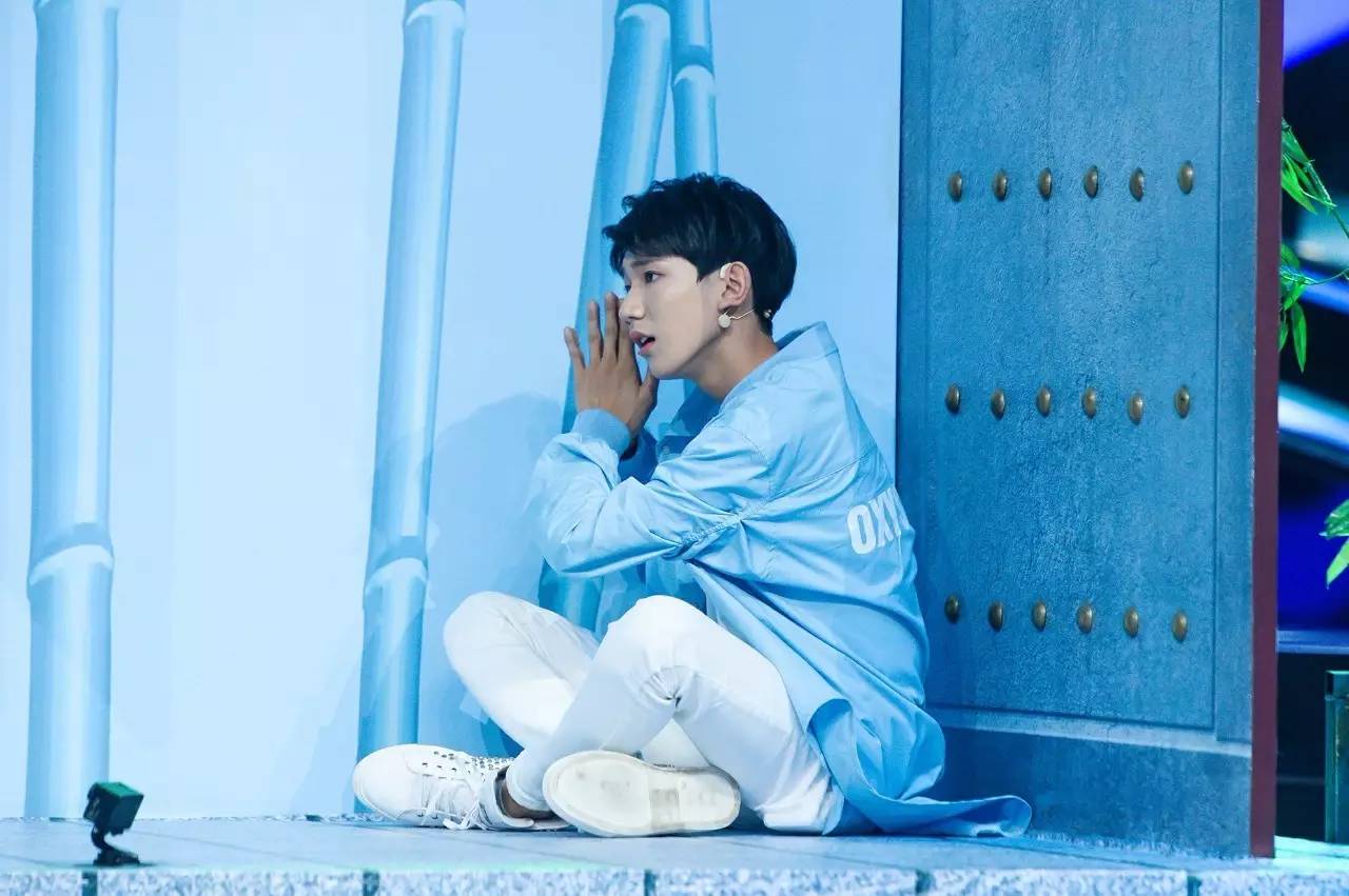 王牌对王牌祖蓝成龙翻跟斗,祖蓝成龙王牌对王牌