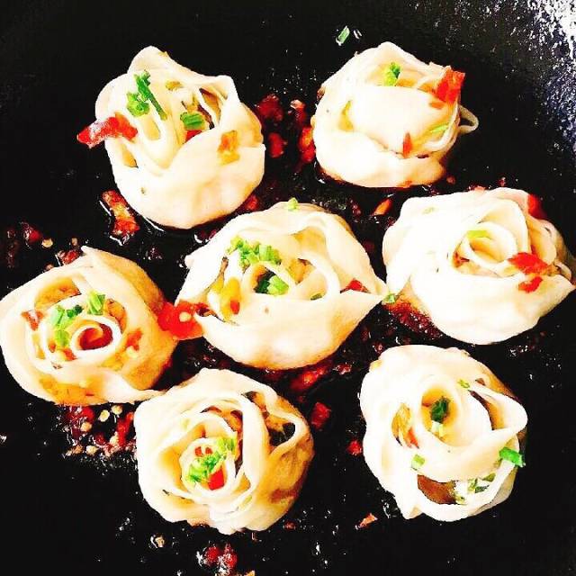 饺子好吃有秘诀看完就知道,原来饺子也可以包这么美