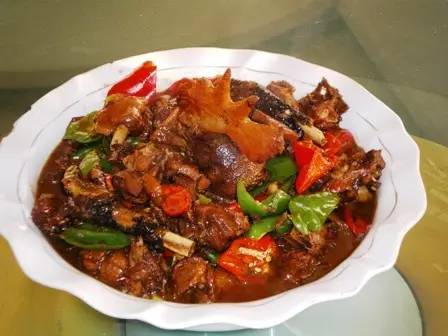 临沂人年夜饭必备的八道菜,山东临沂年夜饭的菜谱大全