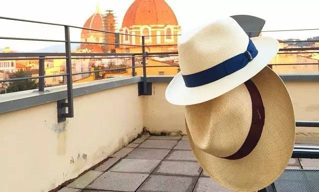 这位亚裔博主帅起来不管不理，像意大利人一样时髦