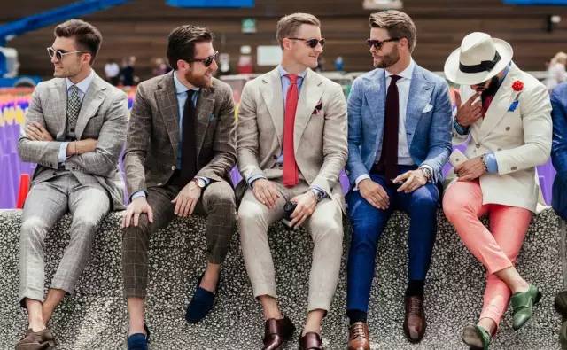 这位亚裔博主帅起来不管不理，像意大利人一样时髦