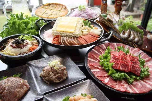 「镇生活」过年还在镇江好，镇江VS国外，100块钱能干啥？看完惊呆你！