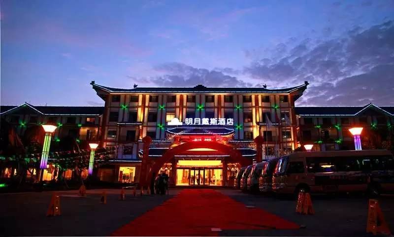 三千多平方公里的家，名字叫石柱