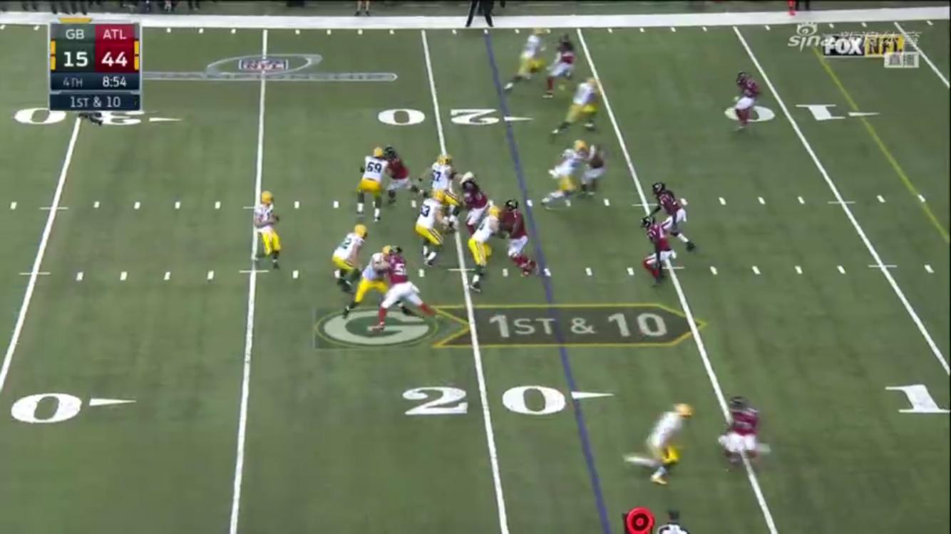 待你长发及腰，一起打橄榄球可好？