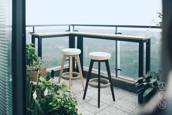 无底线提升千元出租屋品味，看90后美少年怎样活出无数人向往的样子……