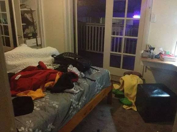 无底线提升千元出租屋品味，看90后美少年怎样活出无数人向往的样子……