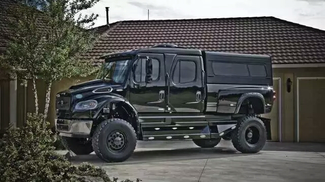 越野性能最强的坦克汽车,坦克硬派纯越野车