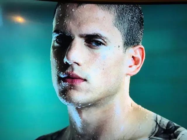 越狱5大经典瞬间,越狱第六季迈克尔回归