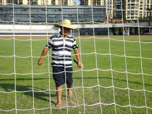 深圳宝安24小时足球场,深圳宝安体育场草皮