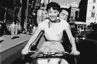 丝巾是温柔到骨子里的,丝巾女人必备