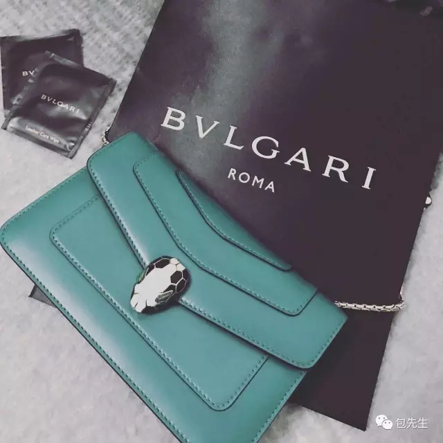 包粉晒包，新年到，用新包，送祝福！