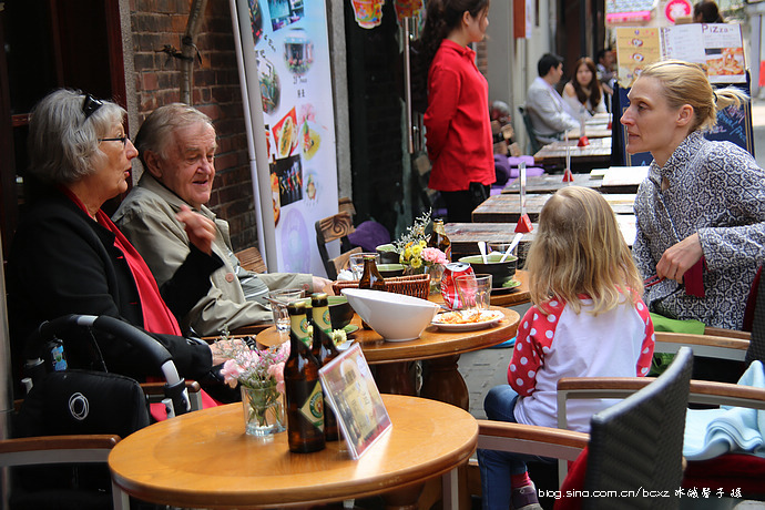 上海田子坊有什么有特点的店,田子坊在上海什么位置