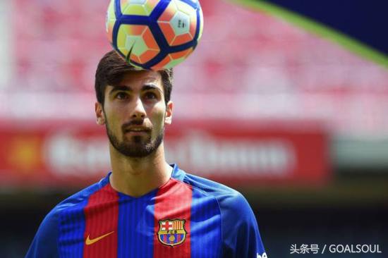 足坛新十大帅哥,足坛最具潜力十大00后中锋