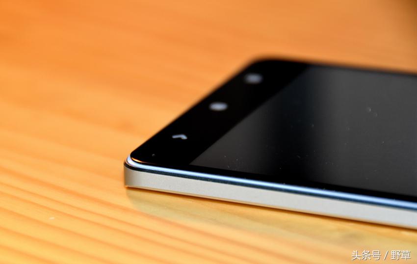 小米note背面贴膜怎么样,小米note12R后贴膜