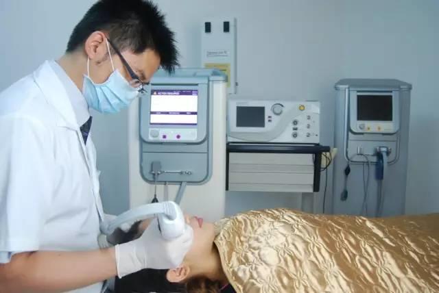 关于法令纹的种种误解,法令纹出现不要怕选对方法很重要