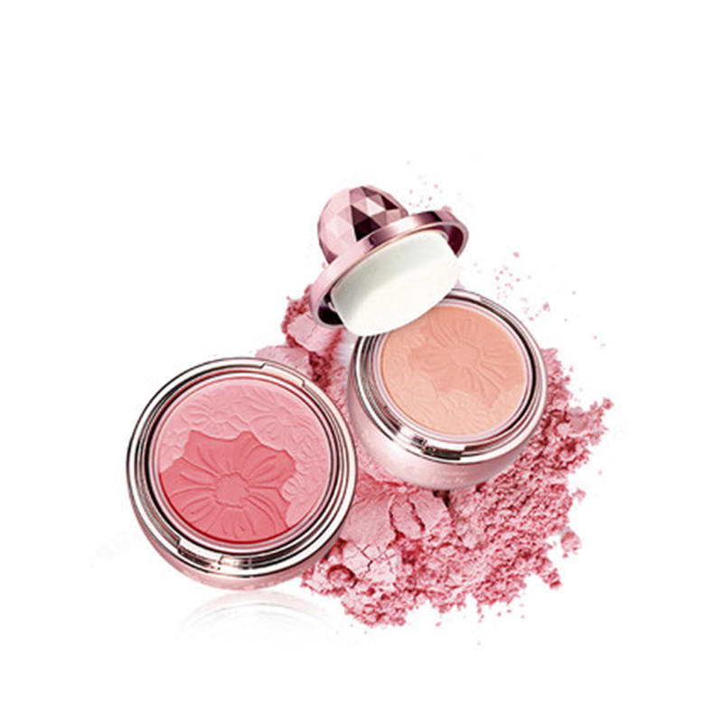 想惹人爱？学个桃花妆变身软妹吧~