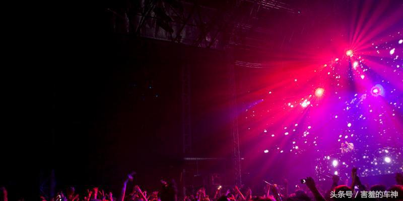 汽车内部怎能少的了music？车内小小改变，音乐达人就是你