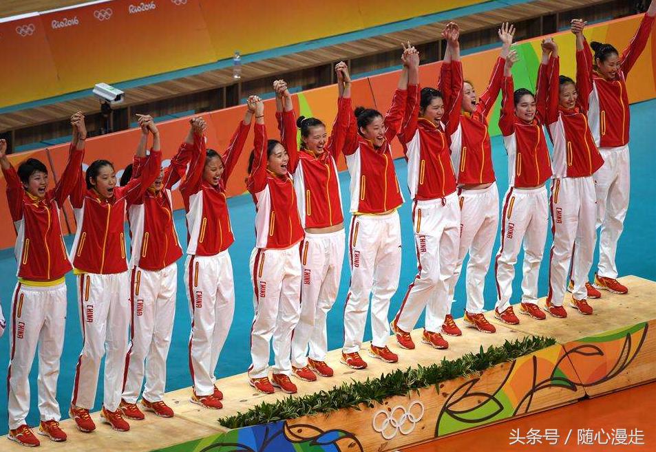 感动中国十大人物颁奖典礼回放,感动中国人物回忆