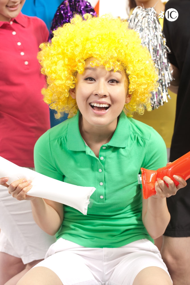 蜜蜡琥珀和老蜜蜡琥珀有什么区别,什么是蜜蜡琥珀的形成