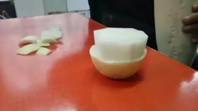 用白萝卜养红虫可以吗,土豆萝卜养红虫