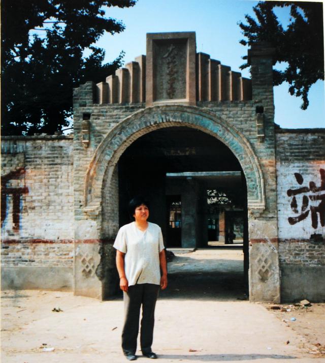 河北宁晋：捉老爬叉吃假货，老孩子头儿投鞋底楼儿