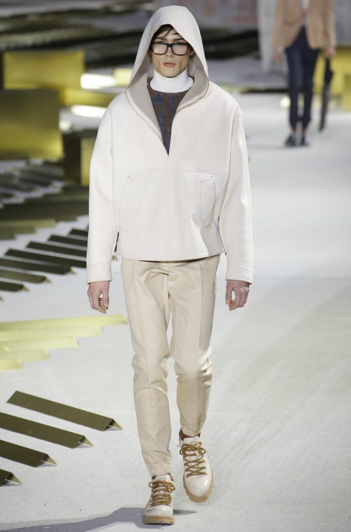 秋冬简约男装,秋冬男装流行款式