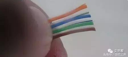 看小水晶头里的大学问！