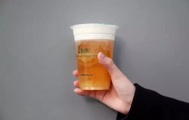 我们喝了100杯奶茶，胖了8斤，写了这篇杭州最全奶盖茶攻略