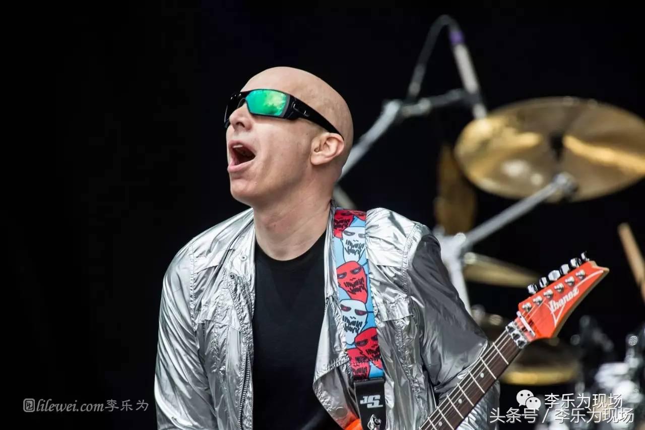 joesatriani弹木吉他,吉他大师joesatriani