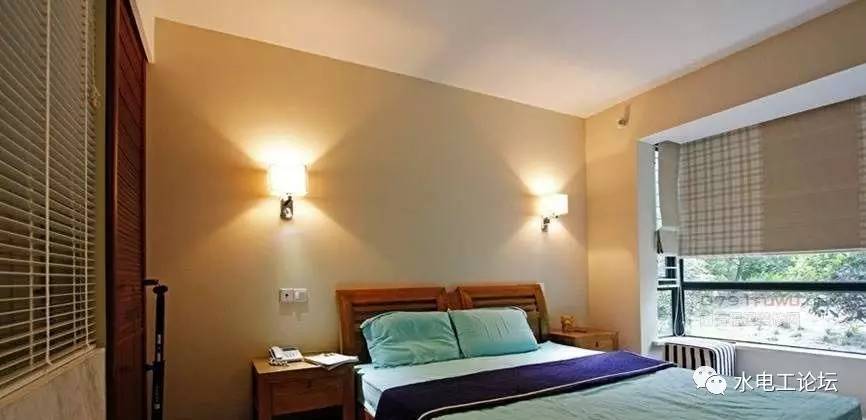 家庭装修插座开关安装高度标准,床头插座安装高度和左右尺寸