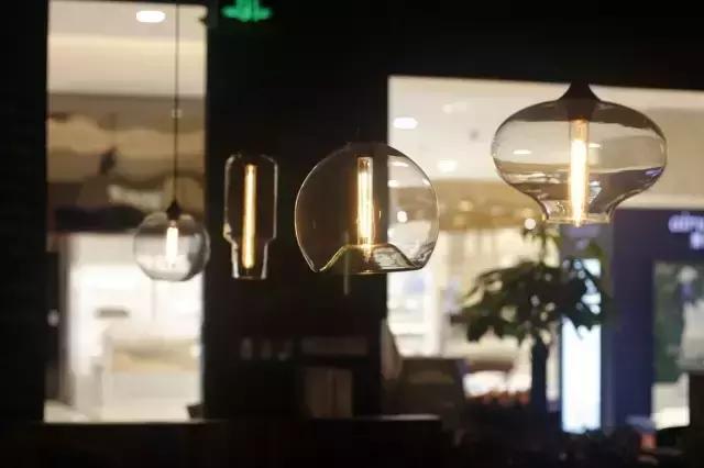 11大商场45家好吃餐厅，上海各大商场觅食指南，逛到哪吃到哪