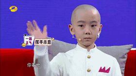 都在催谢娜当妈！没想到她早已练好带娃秘籍