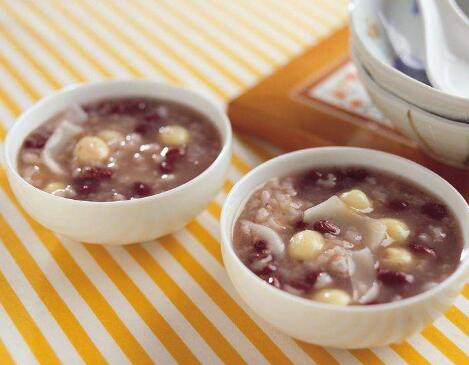 怀孕18周的胎动有什么规律,怀孕了18周胎儿有胎动吗